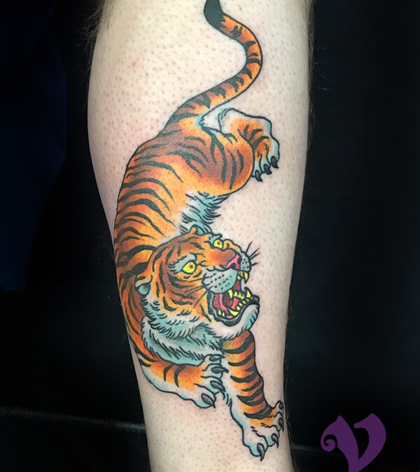 Tiger colour tattoo done by Swarain Pawar at Circle Tattoo Dadar :  u/circletattooindia